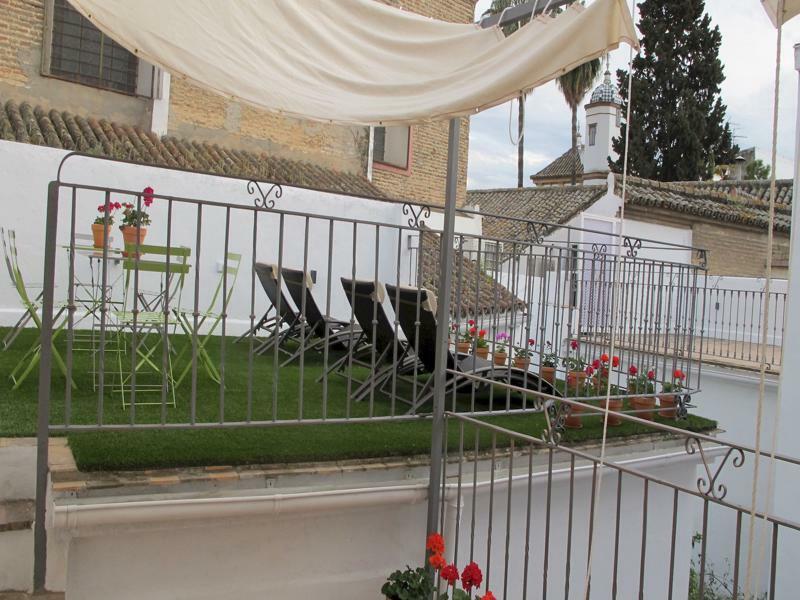 Selecta Apartments Los Venerables Севилья Экстерьер фото
